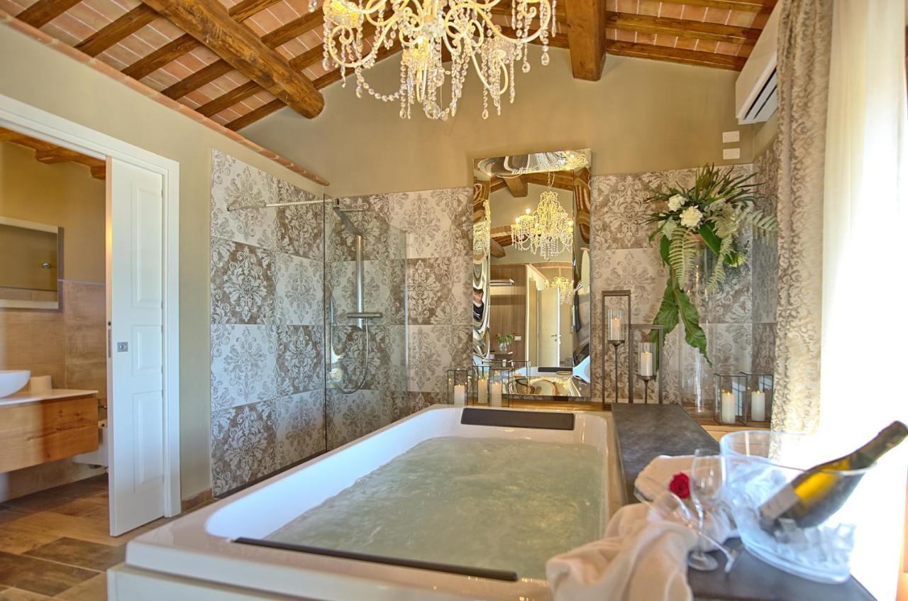 Villa Massimiliano By Posarellivillas Volterra Eksteriør bilde